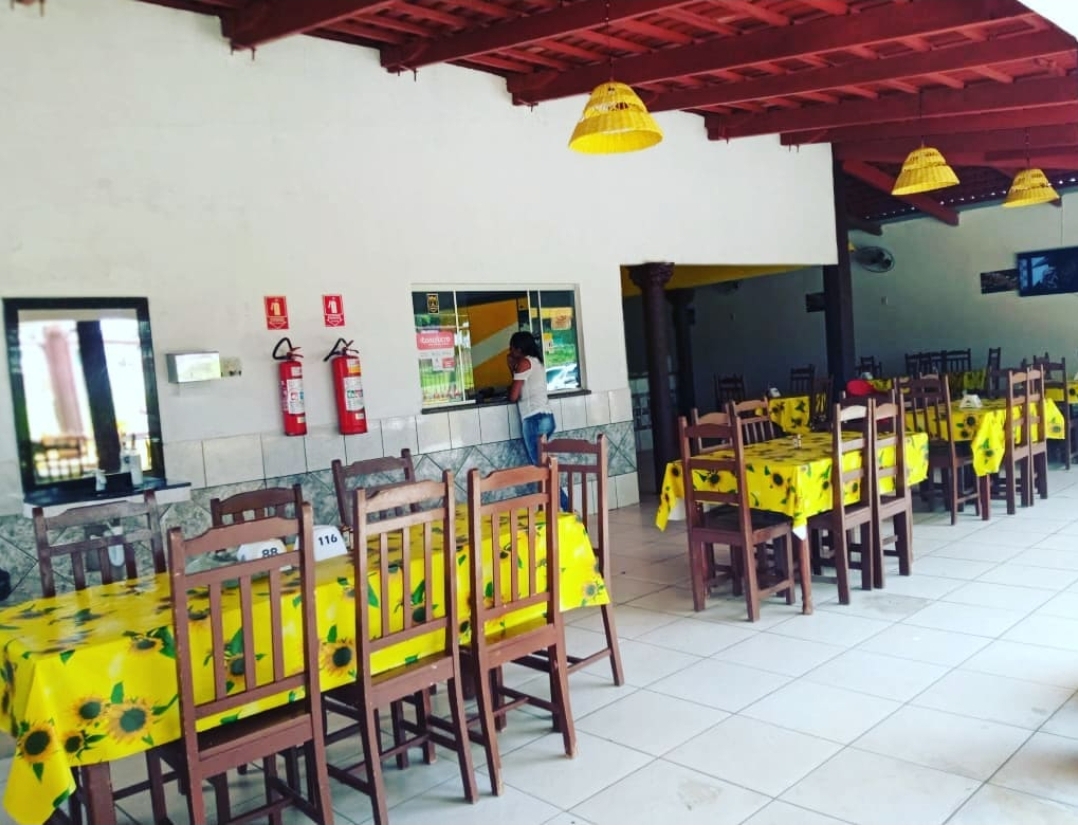 Restaurante no Jardim das Flores em Araguaína. Restaurante OURO PRETO 