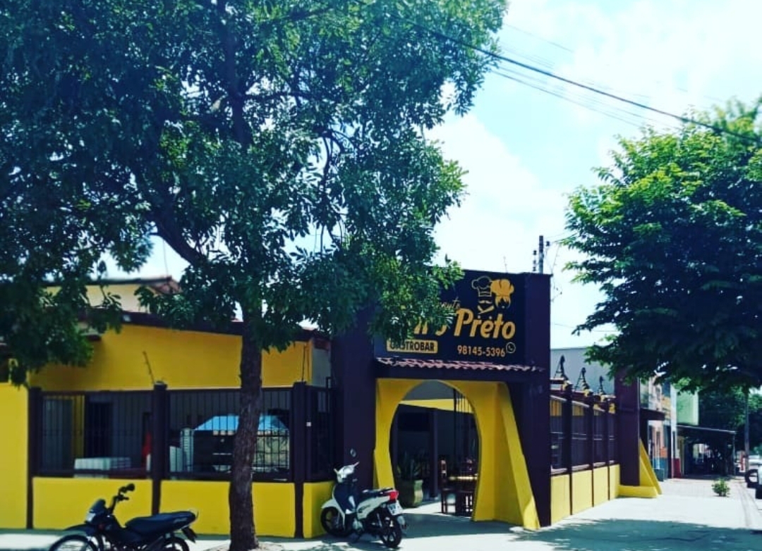 Restaurante no Jardim das Flores em Araguaína. Restaurante OURO PRETO 