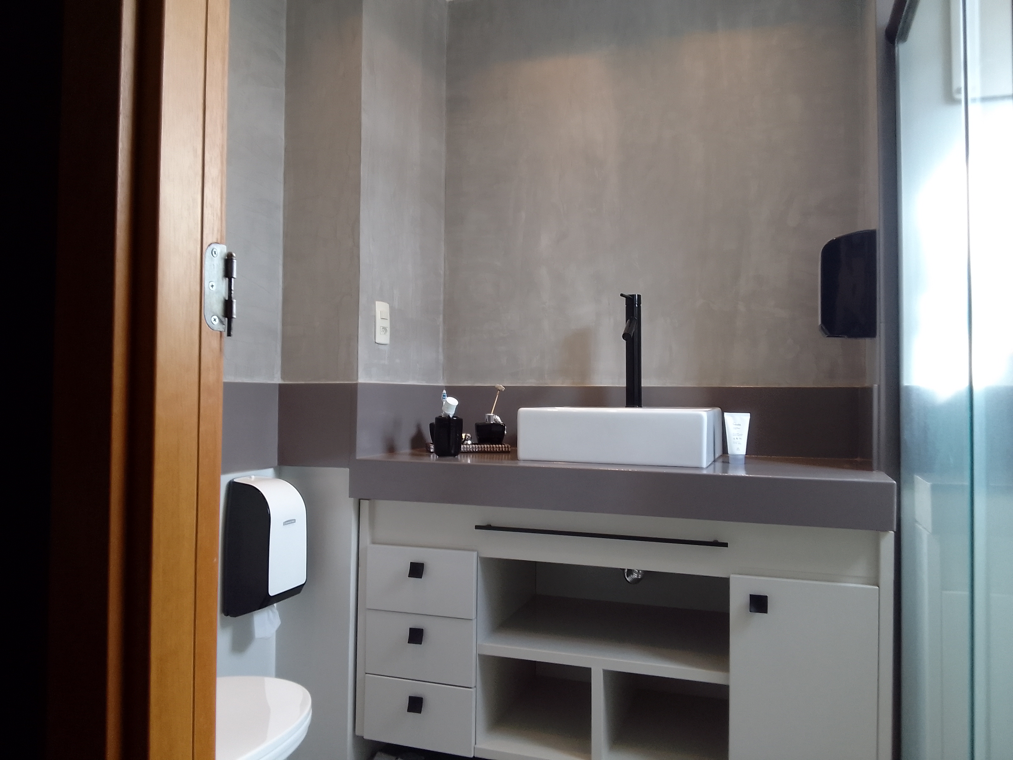 REBAIXAMENTO GESSO DRYWALL ITAIPAVA PETRÓPOLIS - RJ