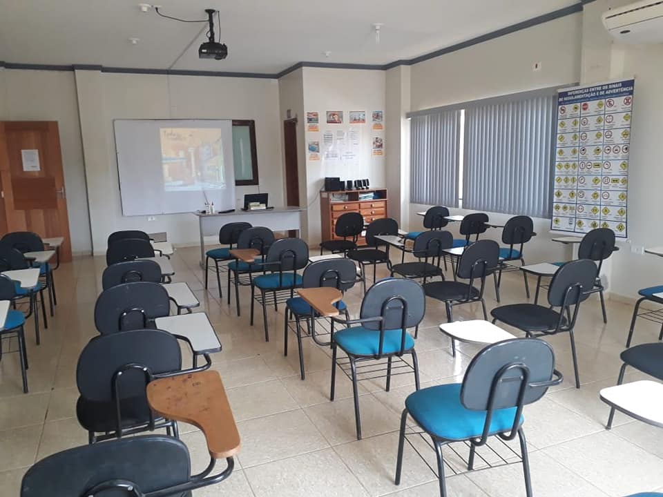 AUTO ESCOLA EM BURITIS - RO