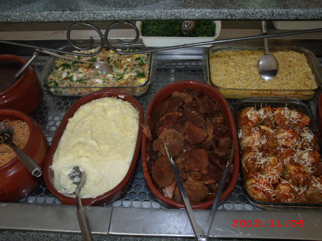 RESTAURANTE SABORES DO ALPHAVILLE EM CAMPOS DOS GOYTACAZES 