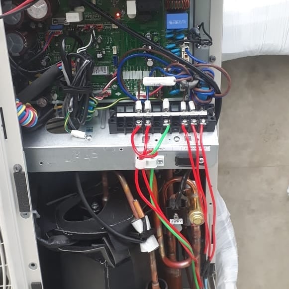 AR CONDICIONADO SPLIT EM CACHOEIRINHA