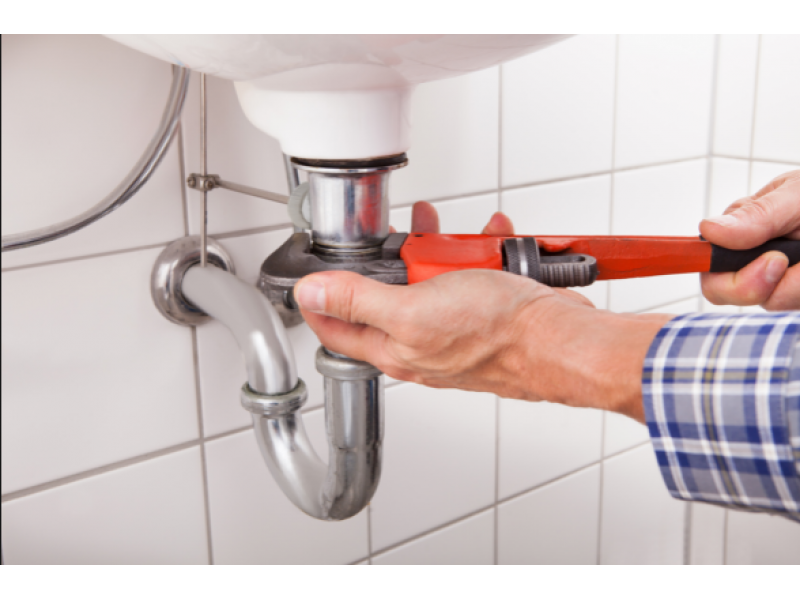 SERVIÇOS HIDRÁULICOS E ELÉTRICOS NO MORUMBI - SP 