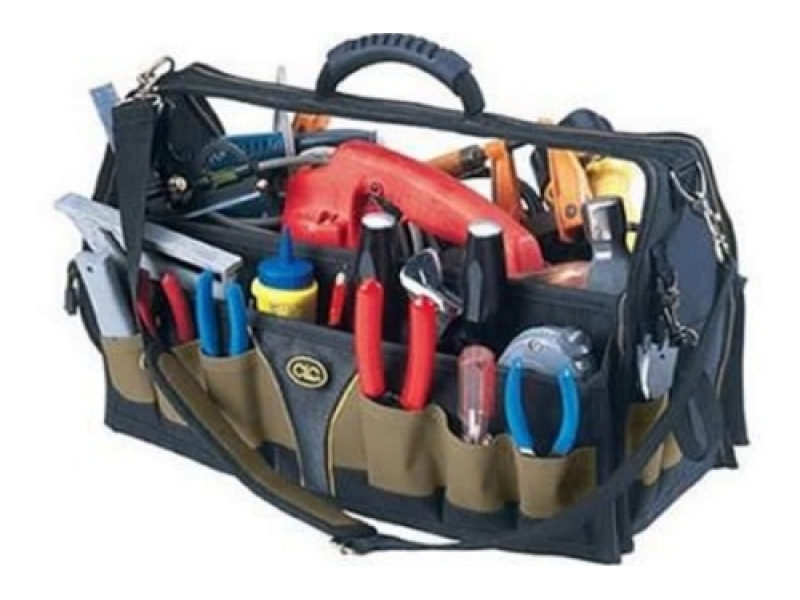 SERVIÇOS HIDRÁULICOS E ELÉTRICOS NO MORUMBI - SP 