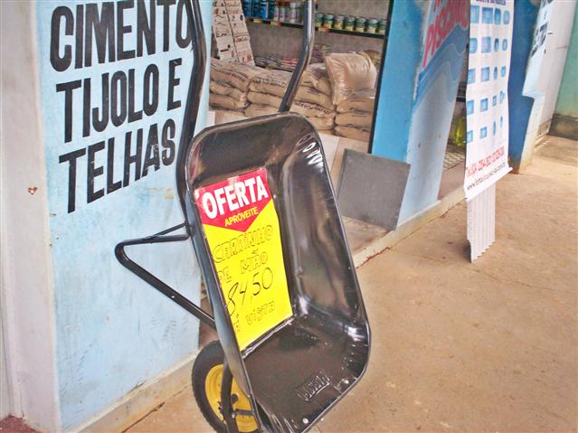 C L MATERIAIS DE CONSTRUÇÃO E PISCINA EM TRÊS RIOS