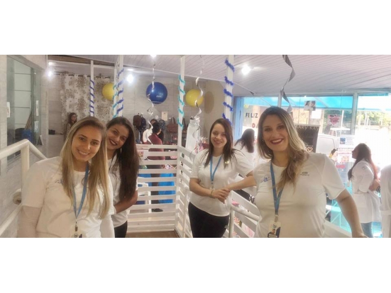 ESCOLA DE NATAÇÃO NO PORTAL DO MORUMBI EM SÃO PAULO