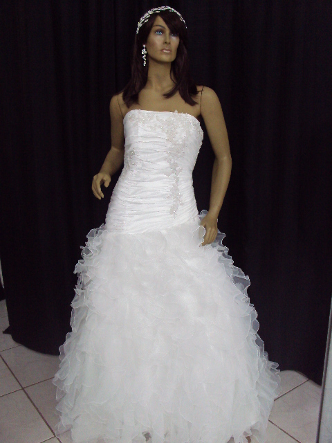 ALUGUEL DE ROUPAS PARA FESTAS EM CAMPOS DOS GOYTACAZES