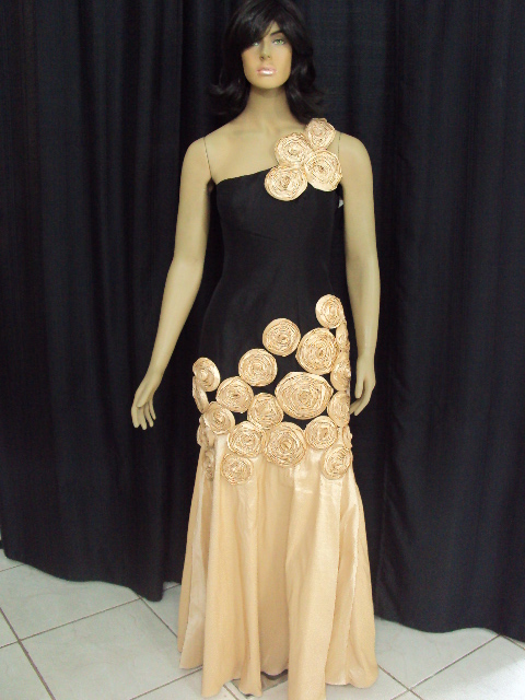 ALUGUEL DE ROUPAS PARA FESTAS EM CAMPOS DOS GOYTACAZES