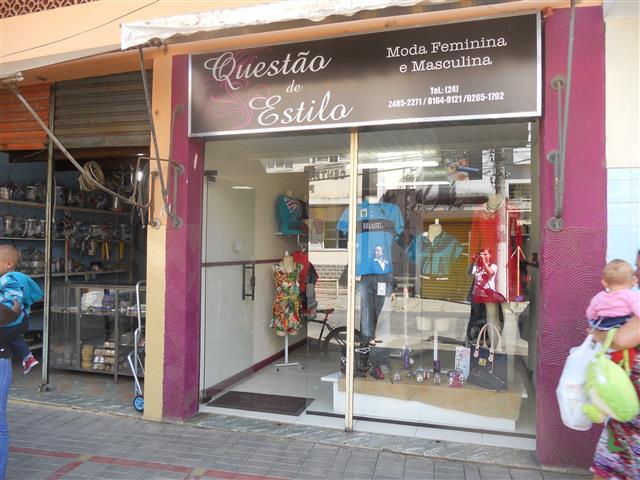 MODA FEMININA E MASCULINA EM PATY DO ALFERES - QUESTÃO DE ESTILO