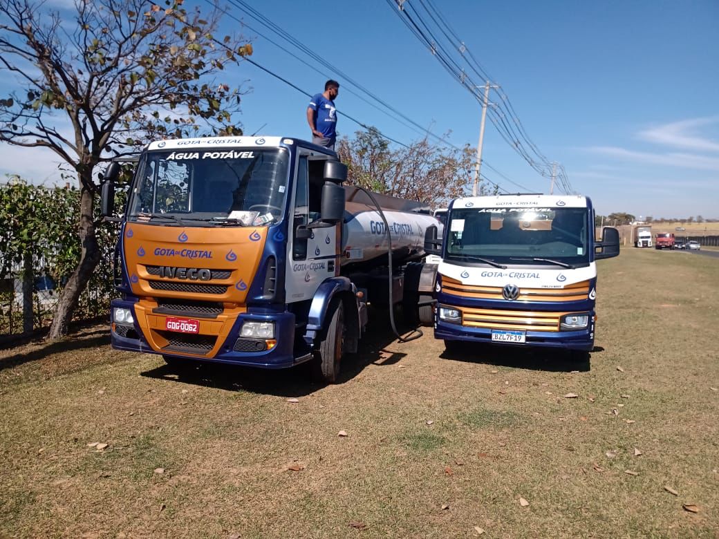 TRANSPORTE DE ÁGUA POTÁVEL EM PIRAPORA DO BOM JESUS - SP