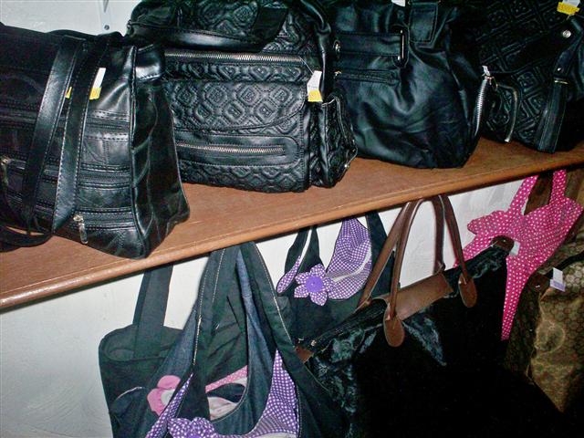 ROUPAS E MODA EM PARAIBA DO SUL - VENDAVAL