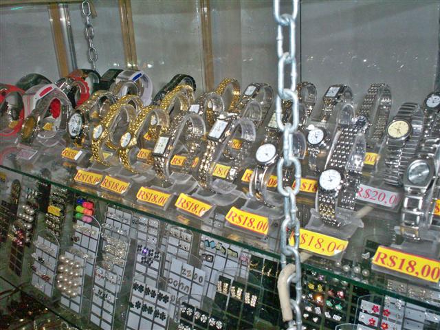 ROUPAS E MODA EM PARAIBA DO SUL - VENDAVAL