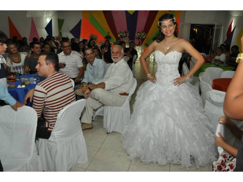 ALUGUEL DE VESTIDO DE NOIVA EM DUQUE DE CAXIAS - ALUGUEL DE ROUPAS 