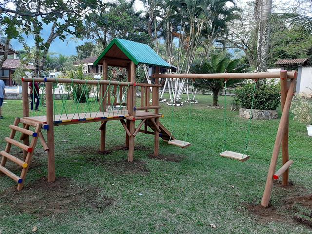 BRINQUEDOS PLAYGROUND MADEIRA EM MANGARATIBA - RJ