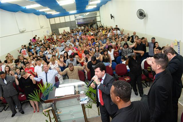 ASSEMBLÉIA DE DEUS NOVIDADE DE VIDA EM SANTO ANDRÉ - WPP 11 98451-1125