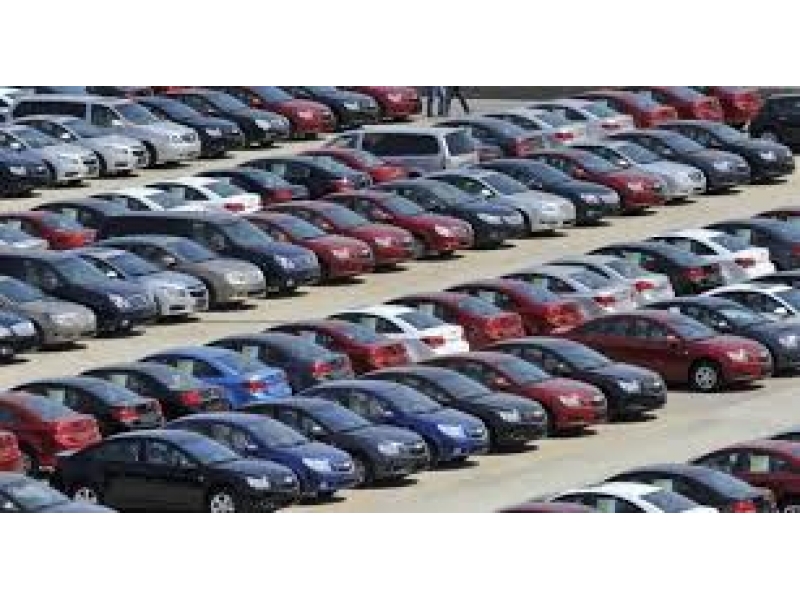 LOJA DE REVENDAS DE CARROS SEMI-NOVOS NO KM 18 EM OSASCO.