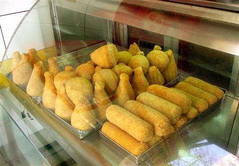 SALGADO REFEICOES E LANCHES EM PETROPOLIS MOLEQUE LANCHES