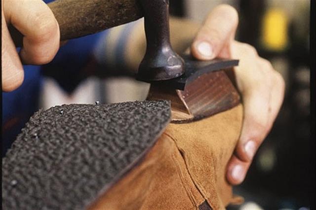 CONSERTOS DE BOLSAS E SAPATOS EM PETROPOLIS