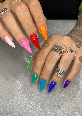UNHAS ACRIGEL PERSONALIZADA EM PETRÓPOLIS - WhatsApp Online - RJ