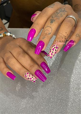 UNHAS ACRIGEL PERSONALIZADA EM PETRÓPOLIS - WhatsApp Online - RJ