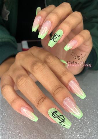UNHAS ACRIGEL PERSONALIZADA EM PETRÓPOLIS - WhatsApp Online - RJ