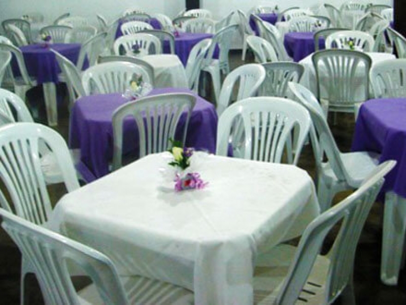Aluguel de Mesas e Cadeiras em Anchieta - WhatsApp Online - RJ
