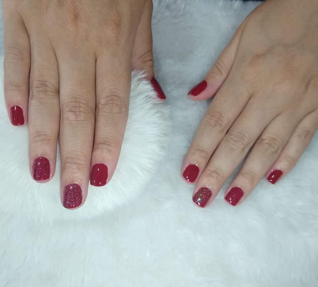 MANICURE E PEDICURE EM PINDAMONHANGABA - SP