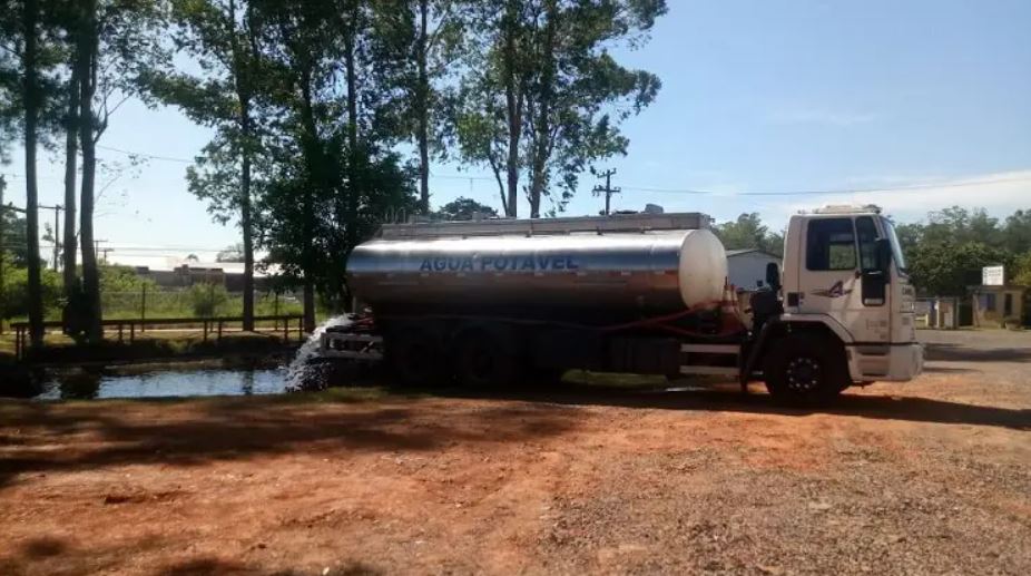 TRANSPORTE DE ÁGUA POTÁVEL EM RIO PEQUENO - SP