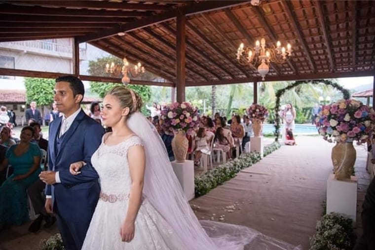 ENTREGA DE FLORES EM CACHOEIRO DE ITAPEMIRIM - ES
