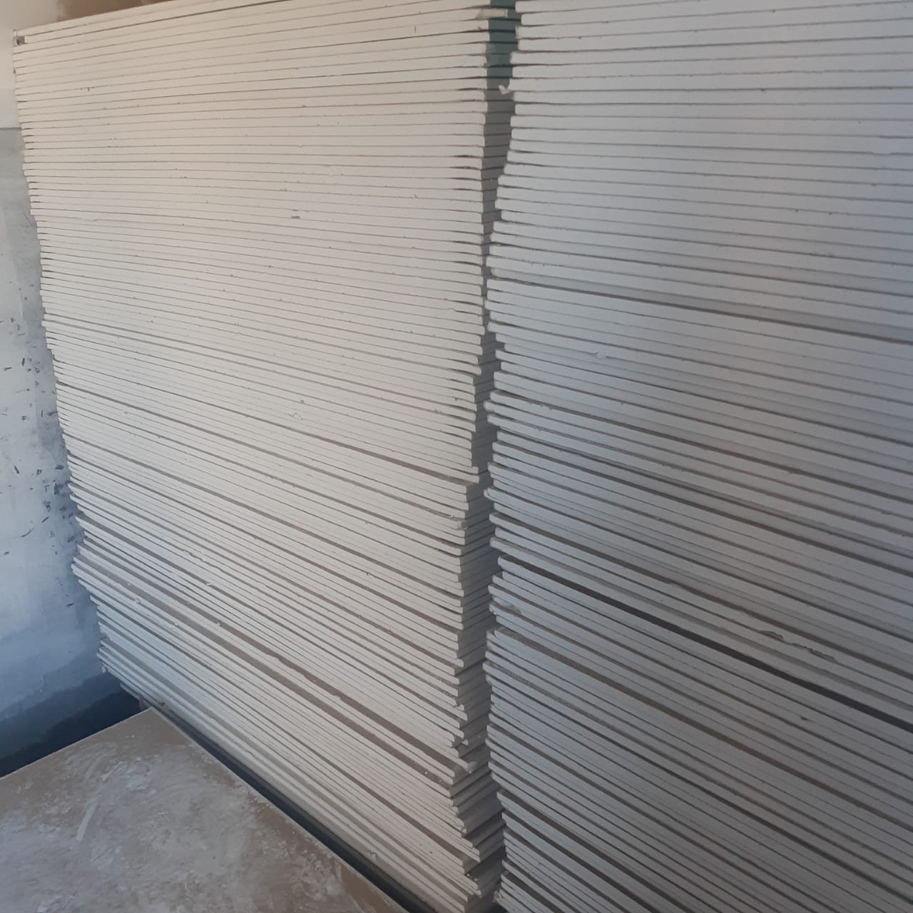 REBAIXAMENTO DE GESSO NO RECREIO DOS BANDEIRANTES 