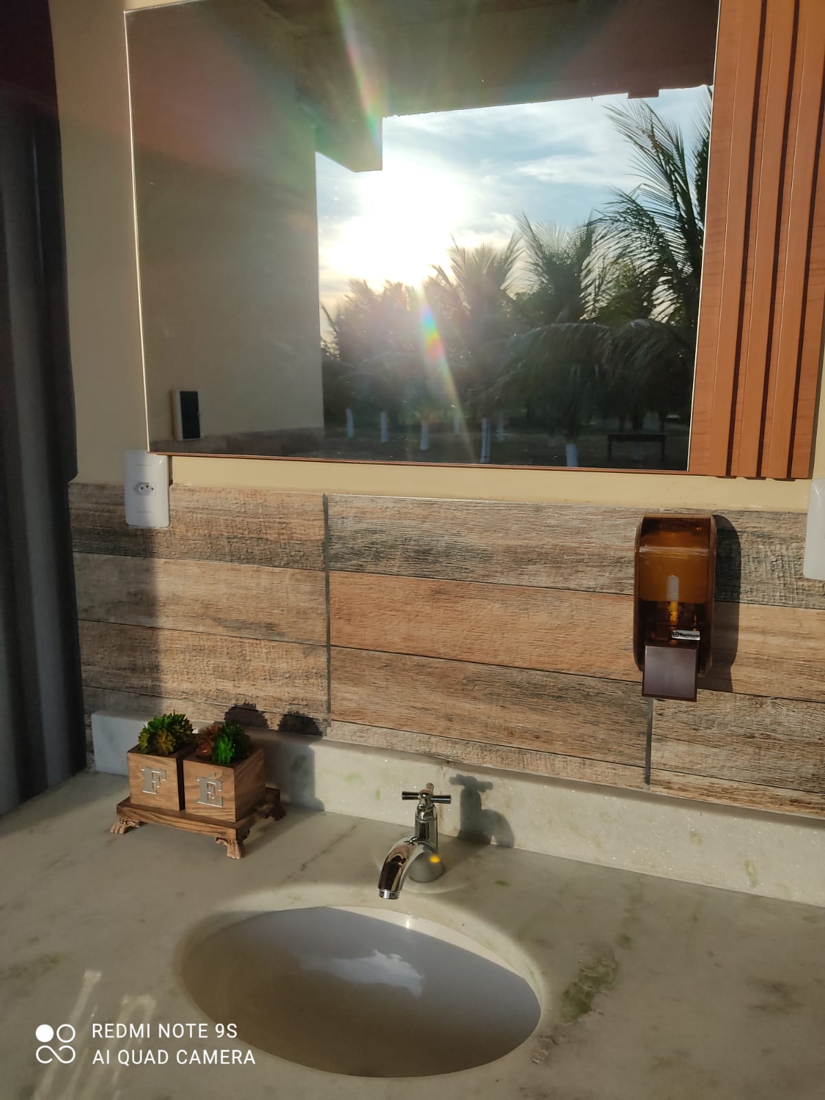 ALUGUEL DE SITIO EM REVES DO BELÉM - MG