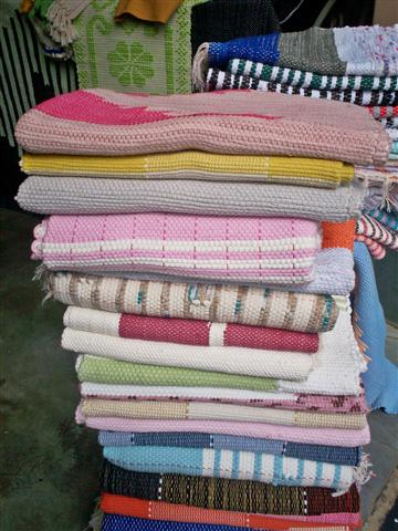 TAPETES E ARRANJOS EM TRÊS RIOS - DecorArt