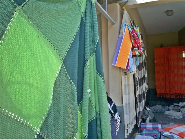 TAPETES E ARRANJOS EM TRÊS RIOS - DecorArt