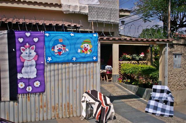 TAPETES E ARRANJOS EM TRÊS RIOS - DecorArt