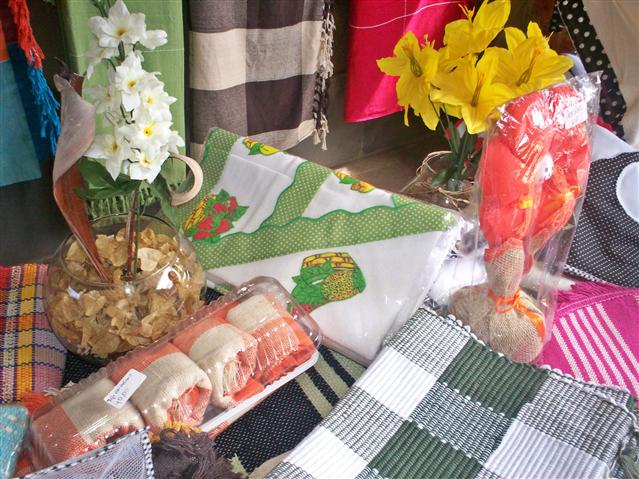 TAPETES E ARRANJOS EM TRÊS RIOS - DecorArt