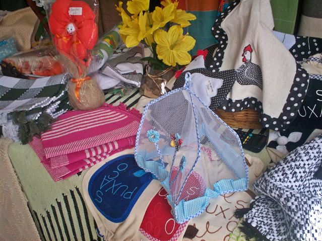 TAPETES E ARRANJOS EM TRÊS RIOS - DecorArt