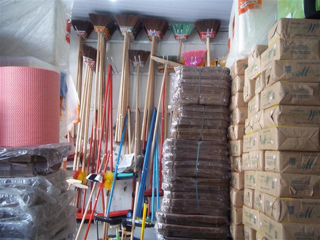 DESCARTAVEIS EM RIO BONITO - MOTTA - RJ