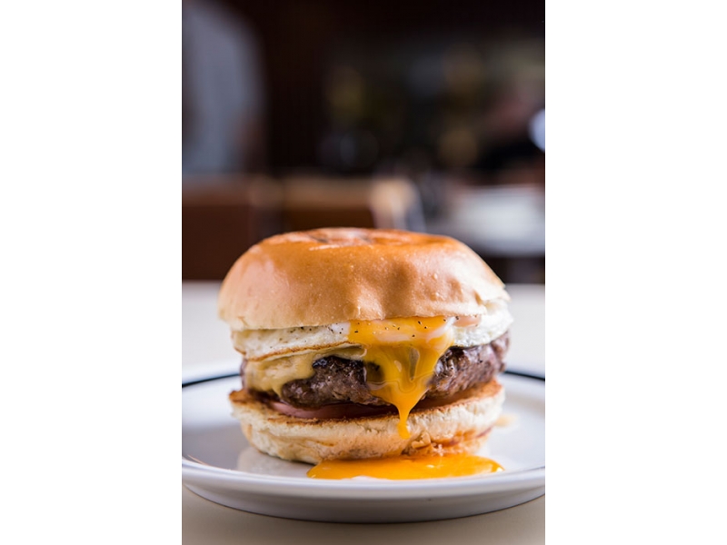 LANCHONETE E RESTAURANTE NO MORUMBI EM SÃO PAULO