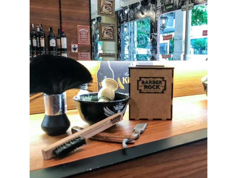 BARBEARIA NA PRAIA DO CANTO EM VITÓRIA ES 