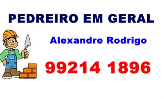 PEDREIRO EM TRÊS RIOS