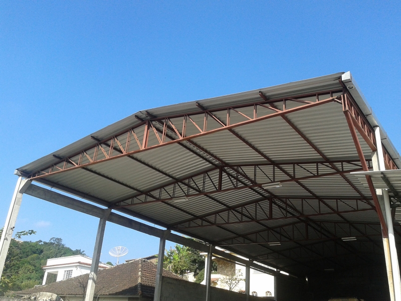 TELHADOS METÁLICOS EM TRÊS RIOS - RJ