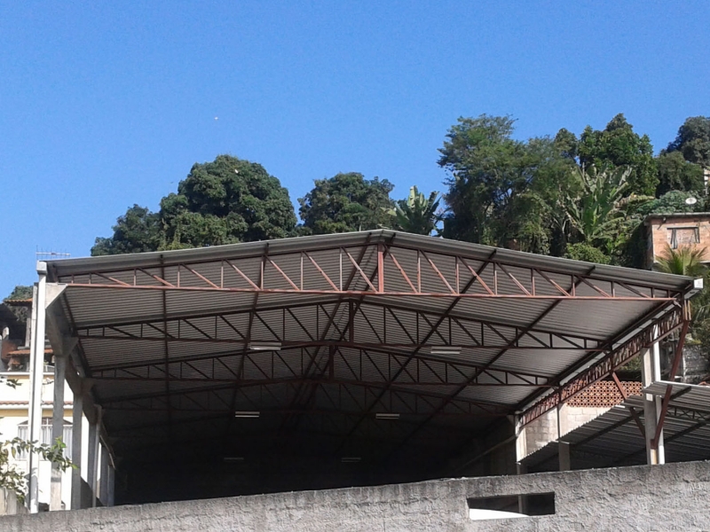 TELHADOS METÁLICOS EM TRÊS RIOS - RJ