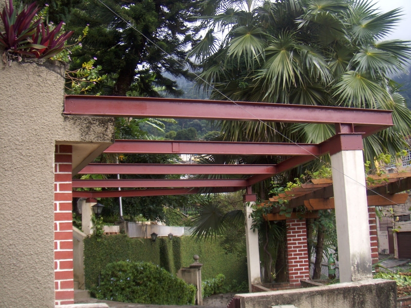 TELHADOS METÁLICOS EM TRÊS RIOS - RJ