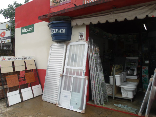 PRECISA MATERIAL PARA CONSTRUCAO EM CAMPOS DOS GOYTACAZES