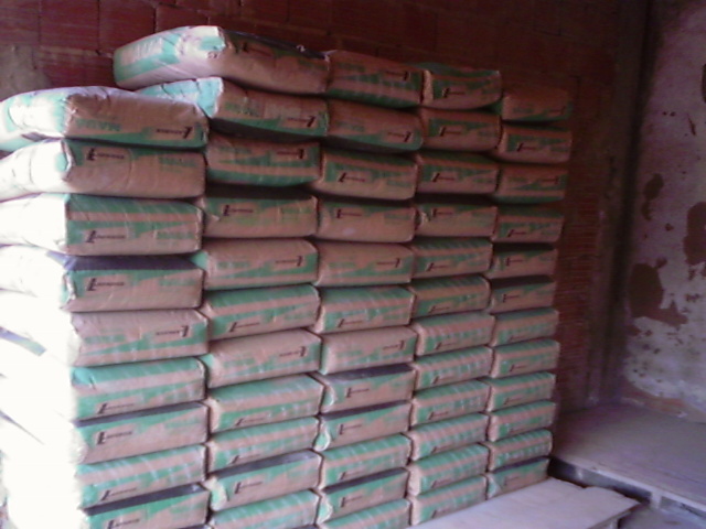 PRECISA MATERIAL PARA CONSTRUCAO EM CAMPOS DOS GOYTACAZES