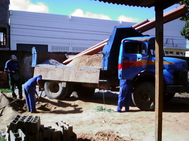 PRECISA MATERIAL PARA CONSTRUCAO EM CAMPOS DOS GOYTACAZES