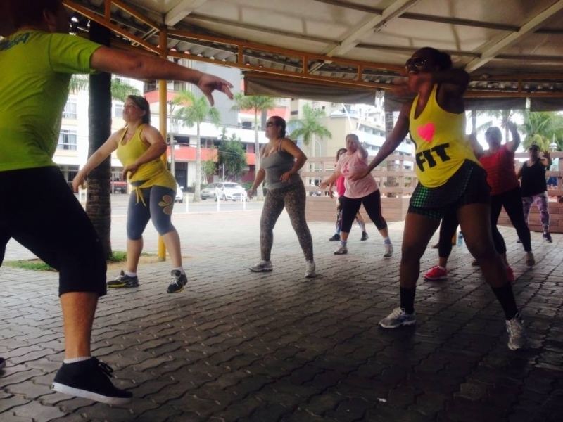 Aulas de Zumba em Três Rios - WhatsApp: 98143-3386
