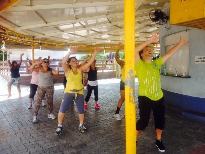 Aulas de Zumba em Três Rios - WhatsApp: 98143-3386