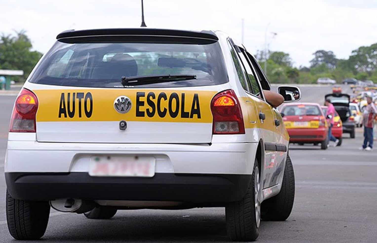 CENTRO DE FORMACAO DE CONDUTORES EM TRES RIOS