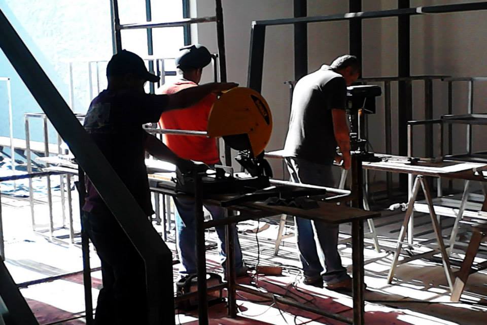 PEDREIRO EM TABOAO DA SERRA - DOIS IRMÃO E HERNANDE - SP